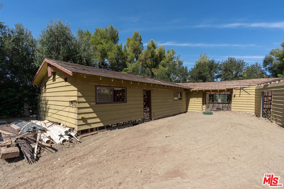 16402 Placerita Canyon Rd