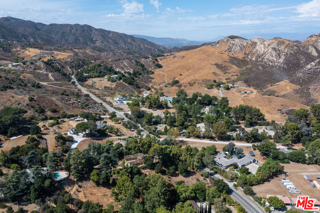 16402 Placerita Canyon Rd