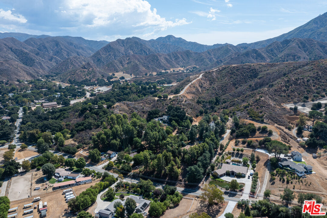 16402 Placerita Canyon Rd