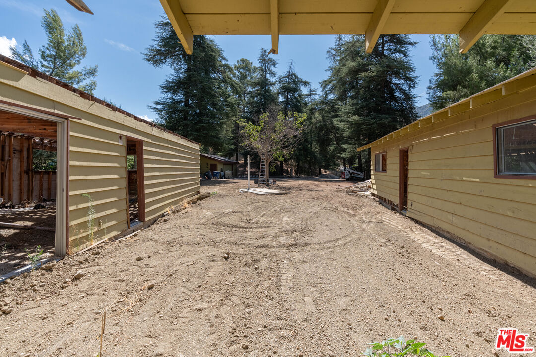 16402 Placerita Canyon Rd
