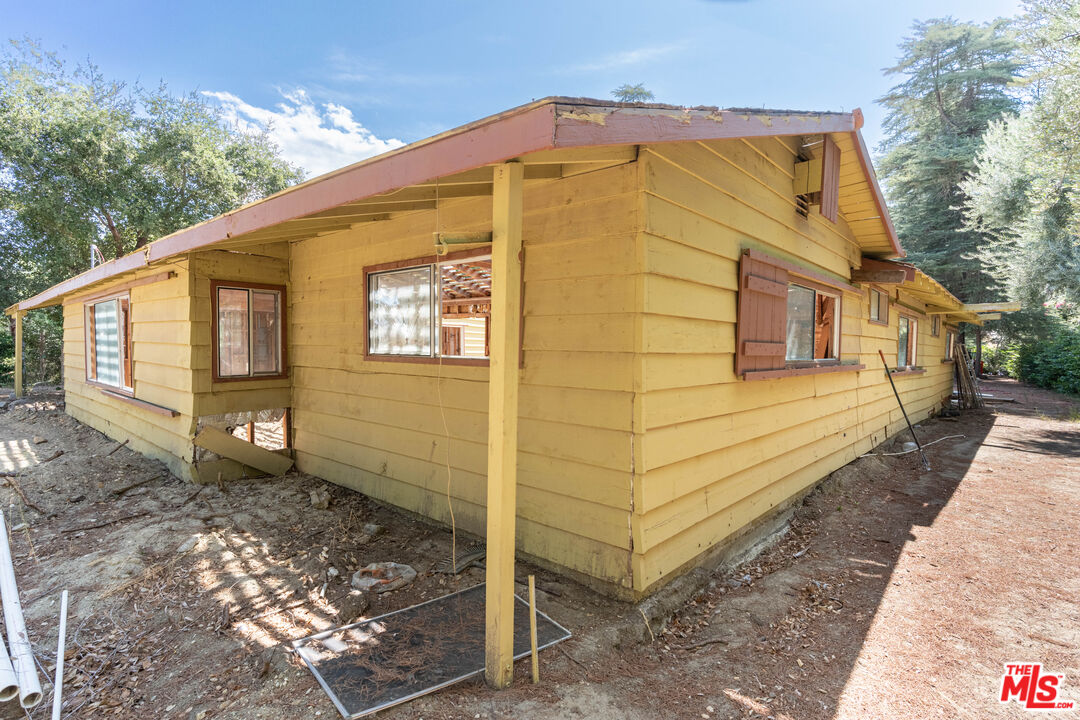 16402 Placerita Canyon Rd