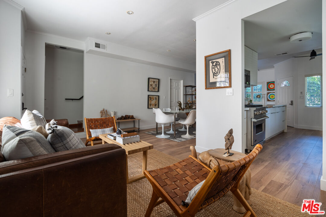 4437 Avocado St Unit: 101