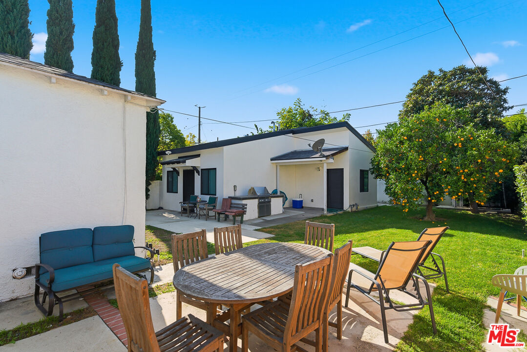 611 N Buena Vista St