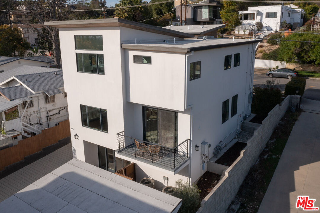 2512 Berkeley Ave