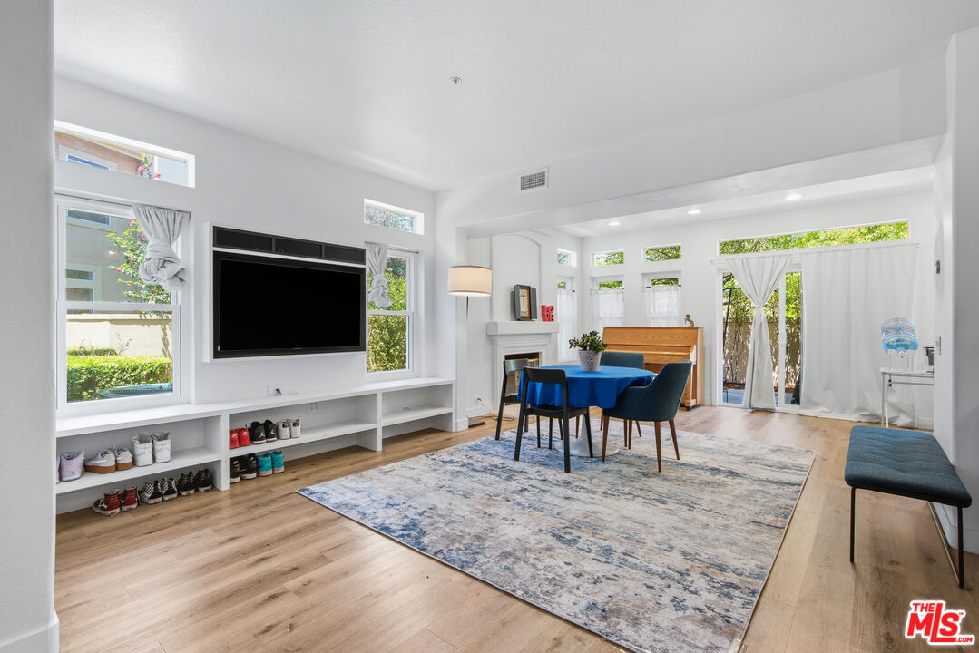 80 Paseo Del Sol Unit: 127