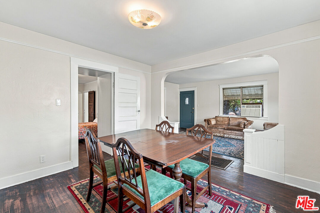 412 N Bernal Ave