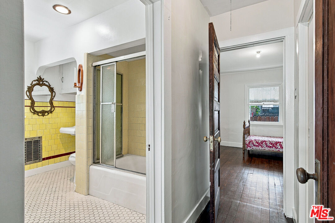 412 N Bernal Ave