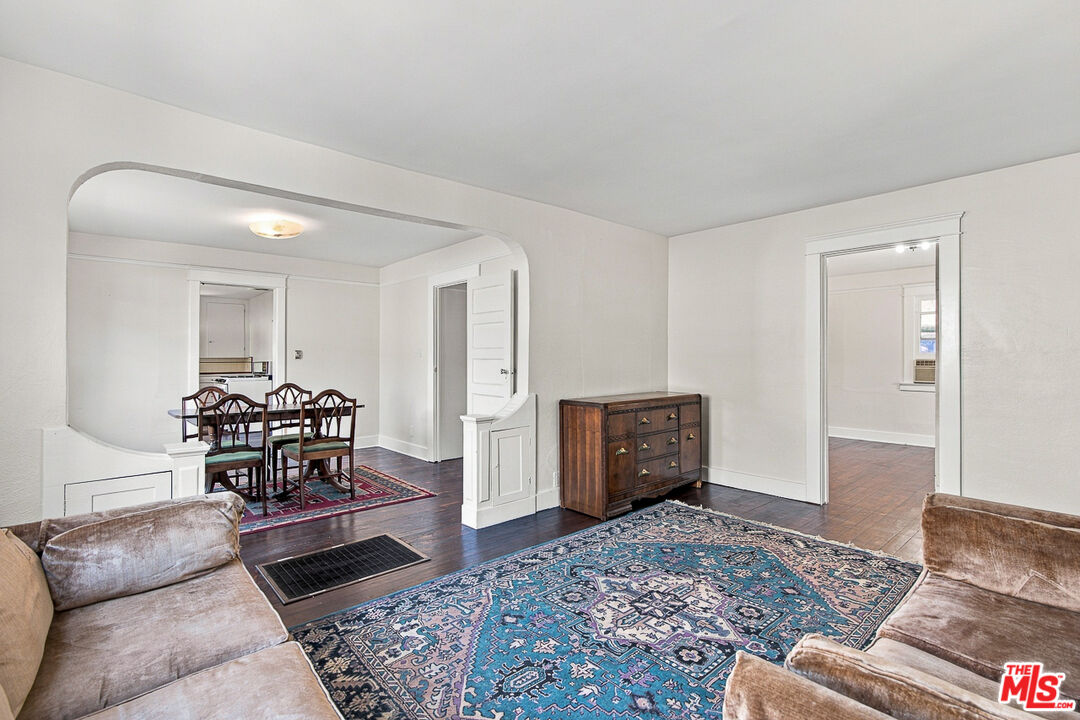 412 N Bernal Ave