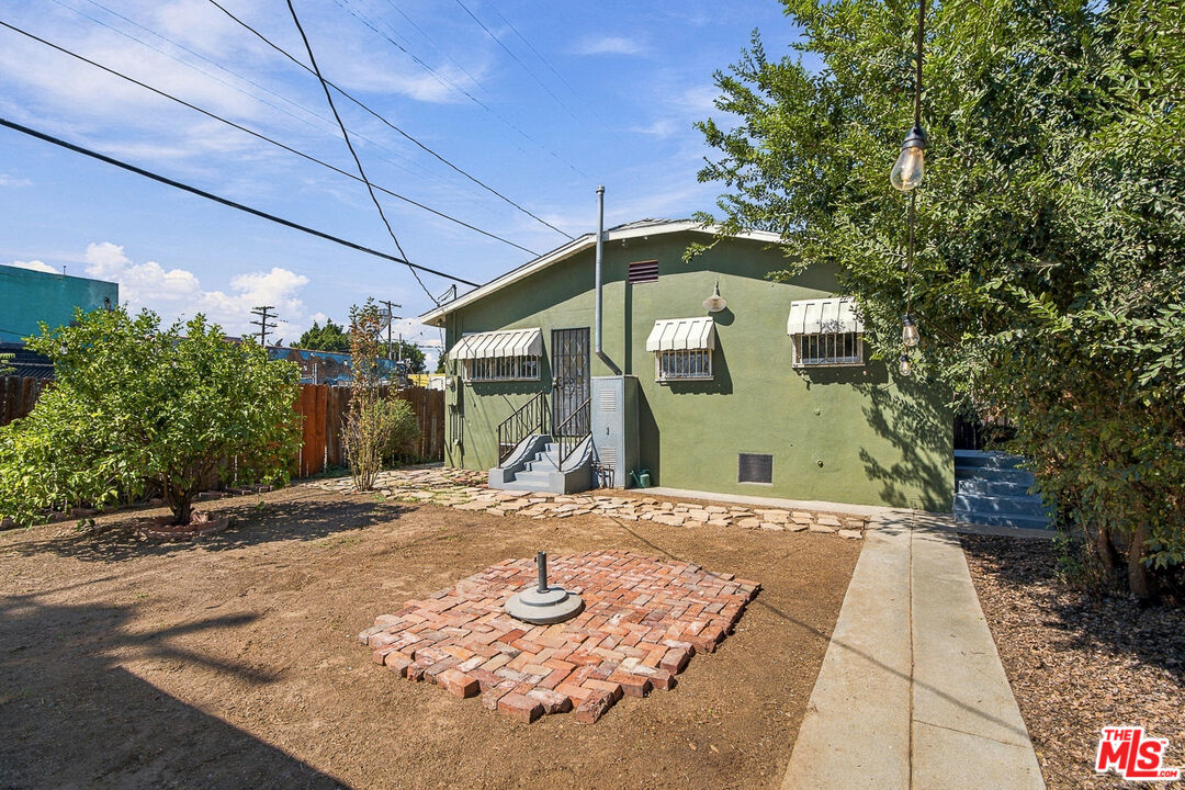 412 N Bernal Ave