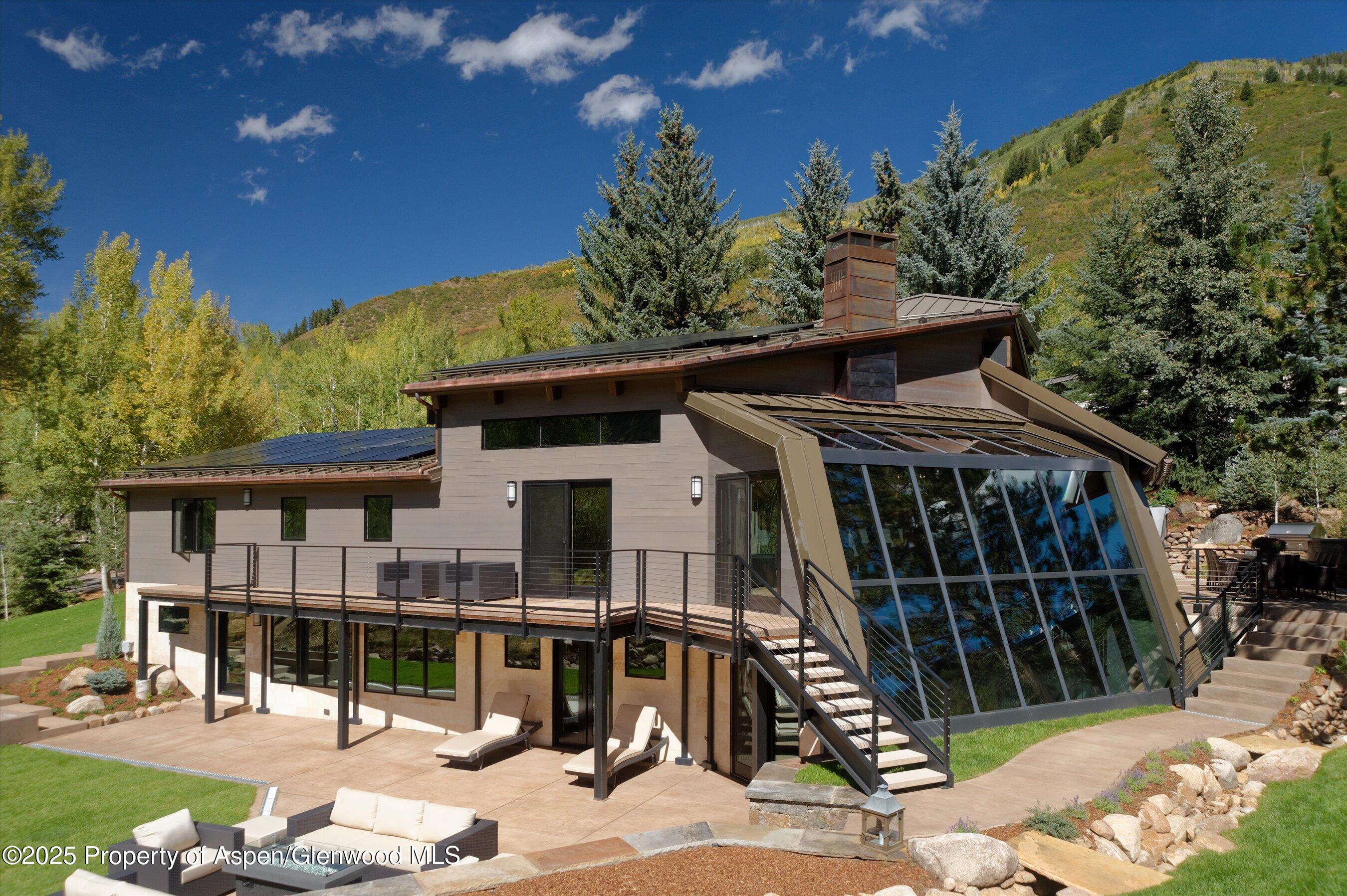 39 Roaring Fork Drive