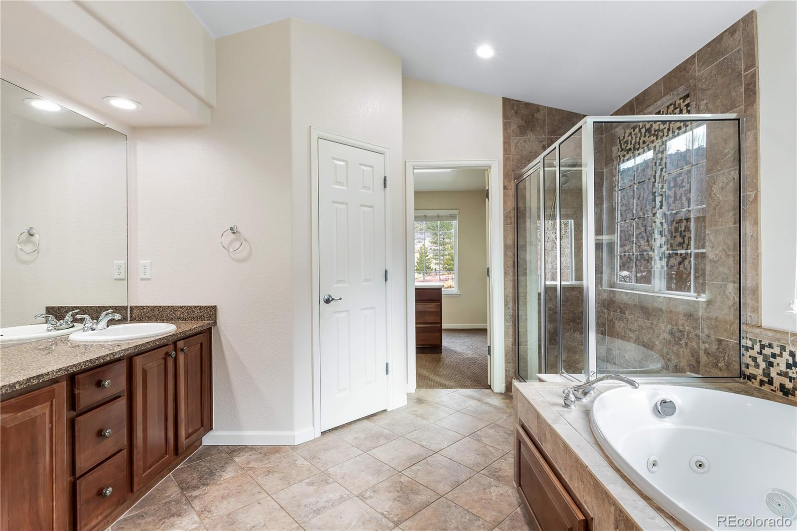 112 Stone Canyon Drive