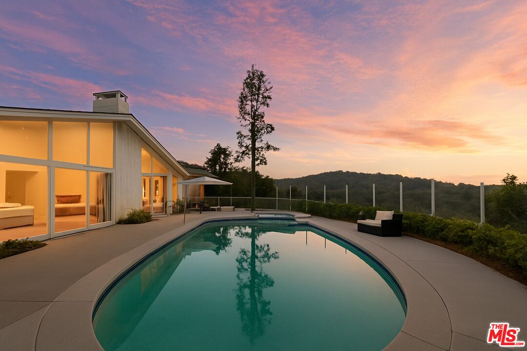 11671 Dona Alicia Pl