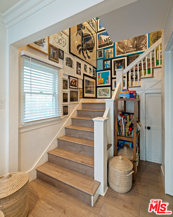 1722 Nichols Canyon Rd