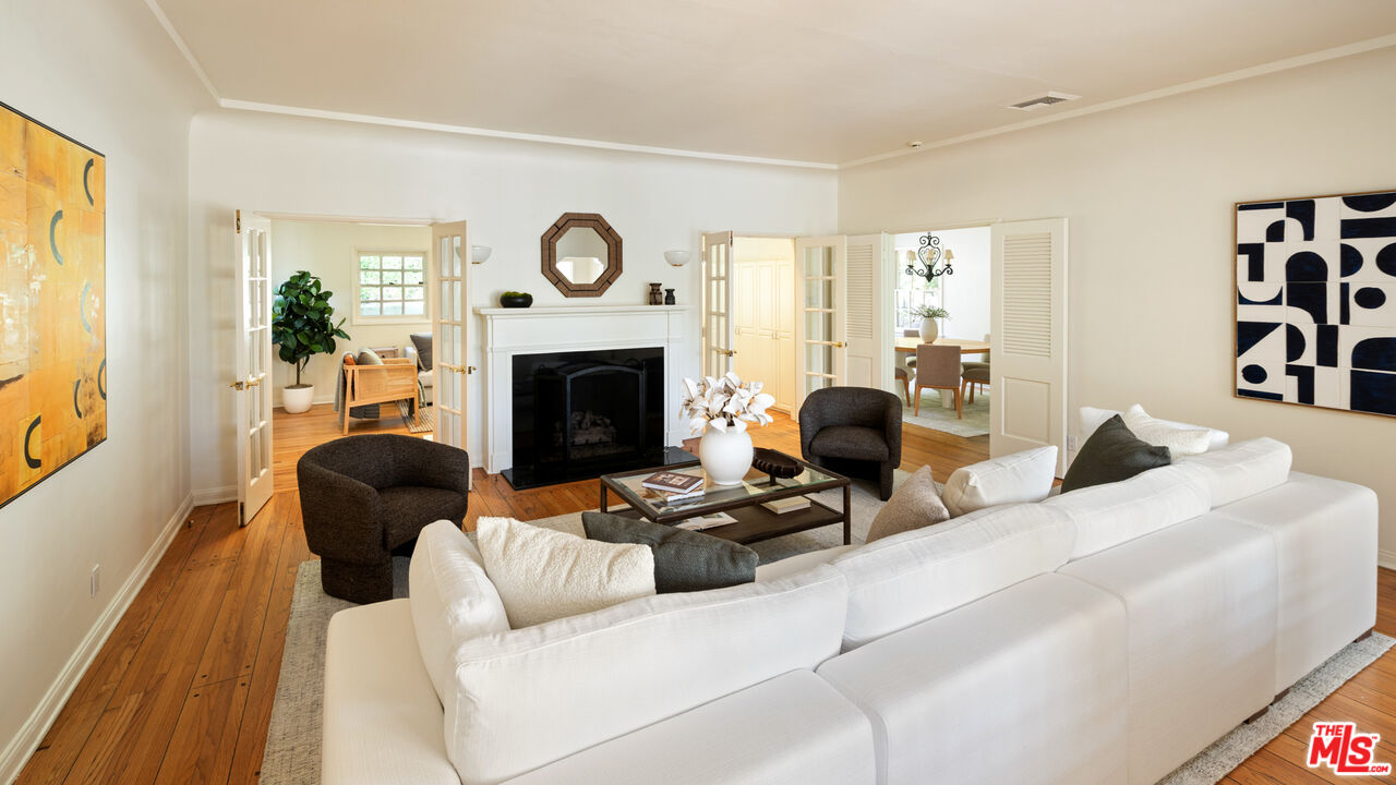 12166 Laurel Terrace Dr