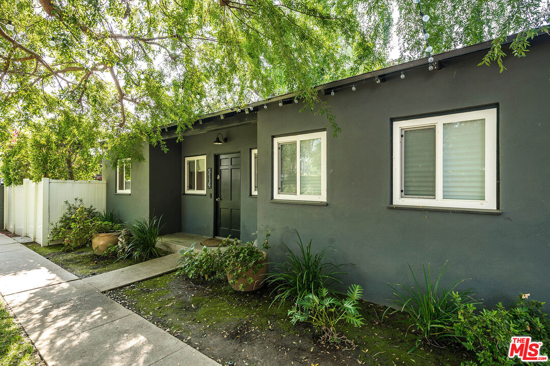 5139 Fulton Ave