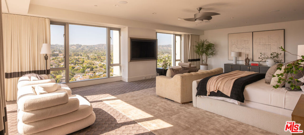 10727 Wilshire Blvd Unit: PH2