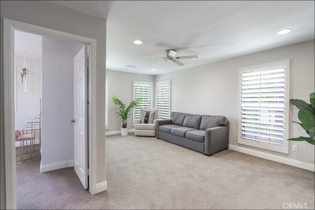 91 Gauguin Circle