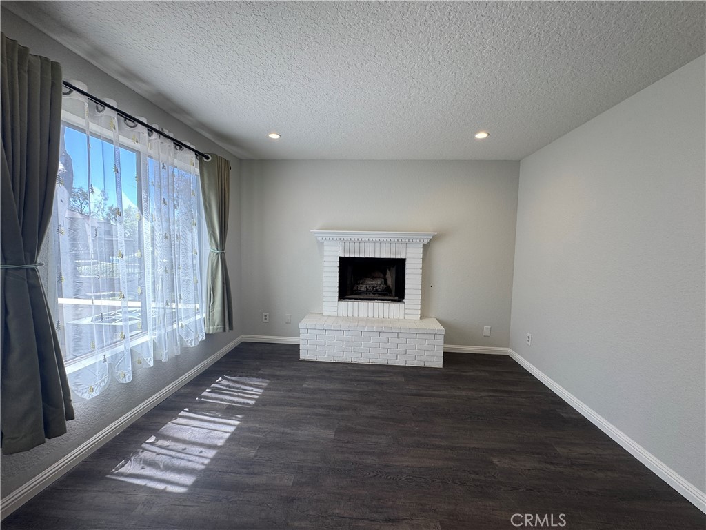 25621 Mont Pointe 7A