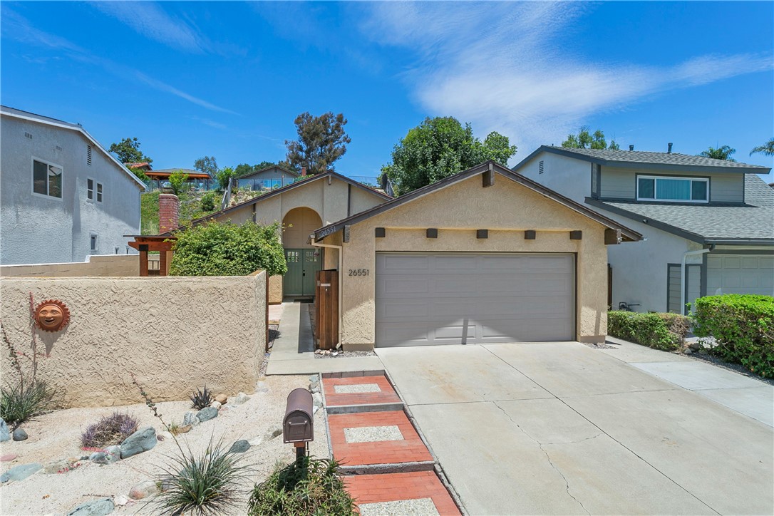 26551 Fresno Dr