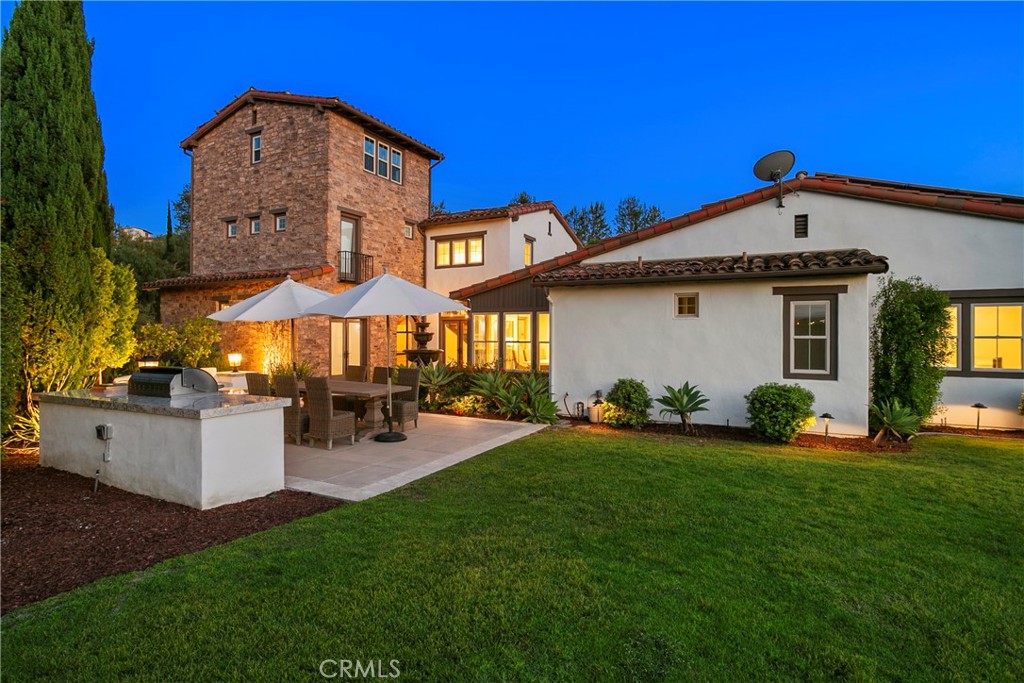 11 Sandalo Court