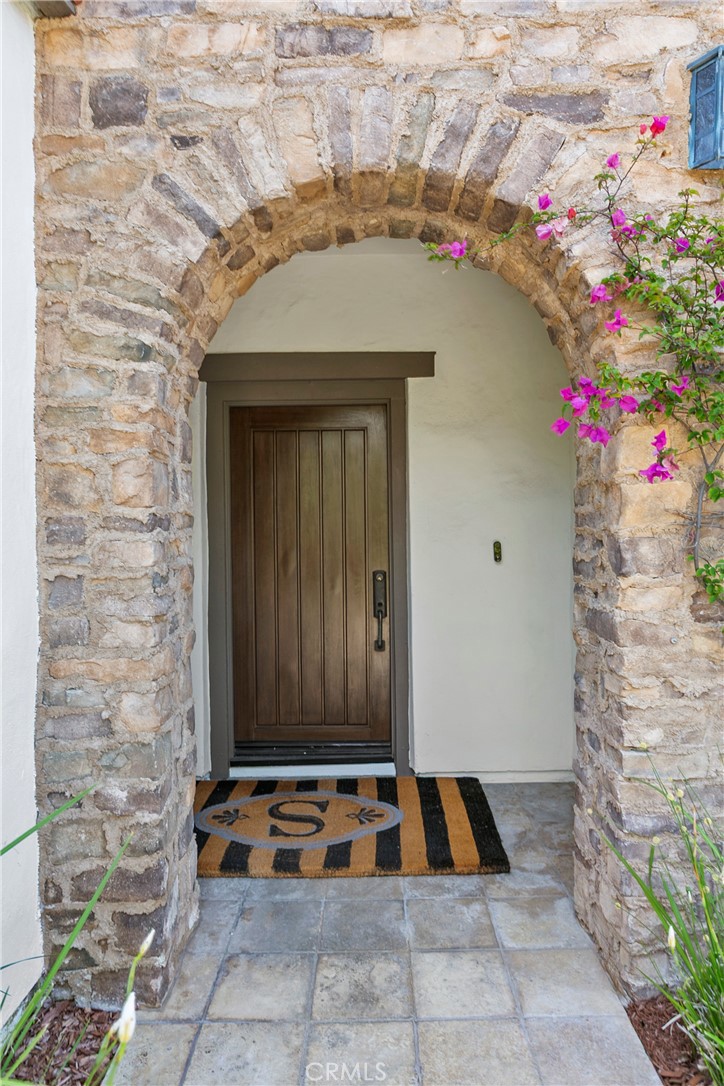 11 Sandalo Court