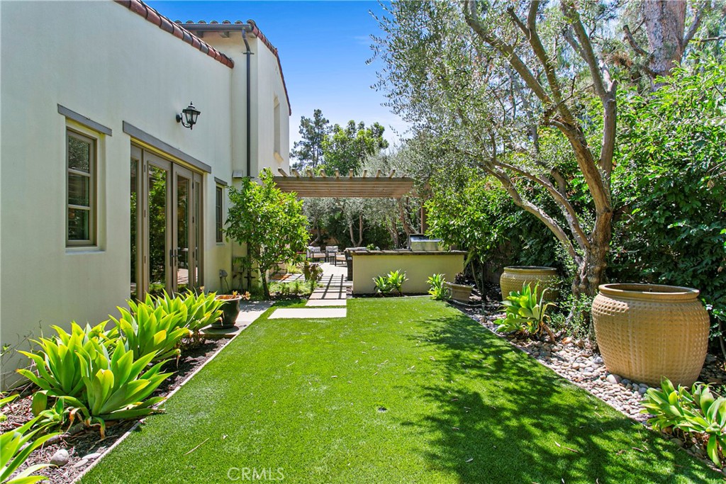 17 San Luis Obispo Street
