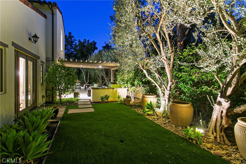 17 San Luis Obispo Street