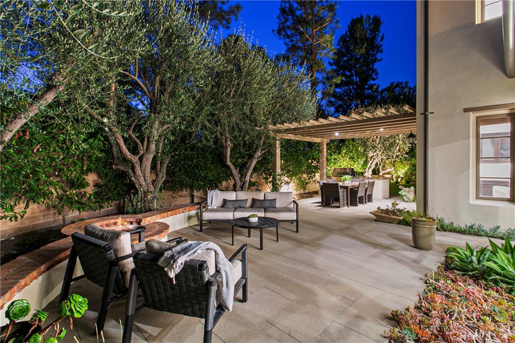 17 San Luis Obispo Street