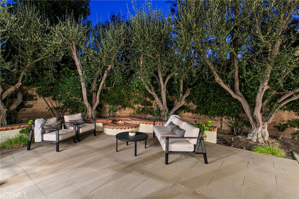 17 San Luis Obispo Street