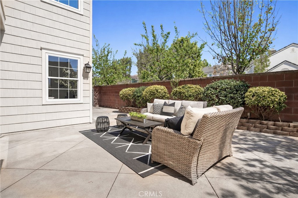 81 Zinnia Street