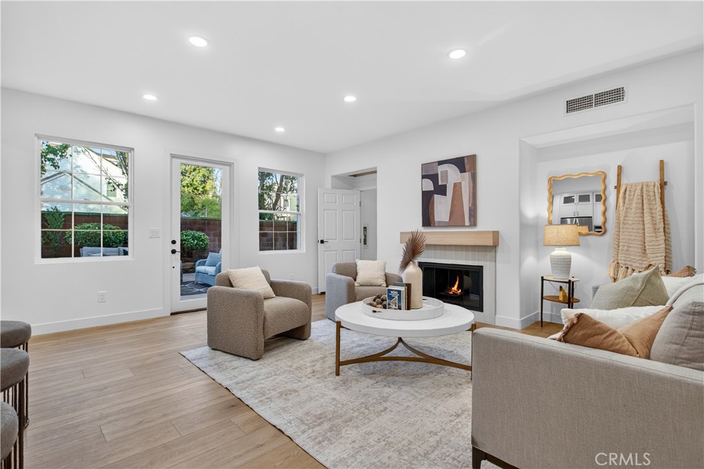 81 Zinnia Street