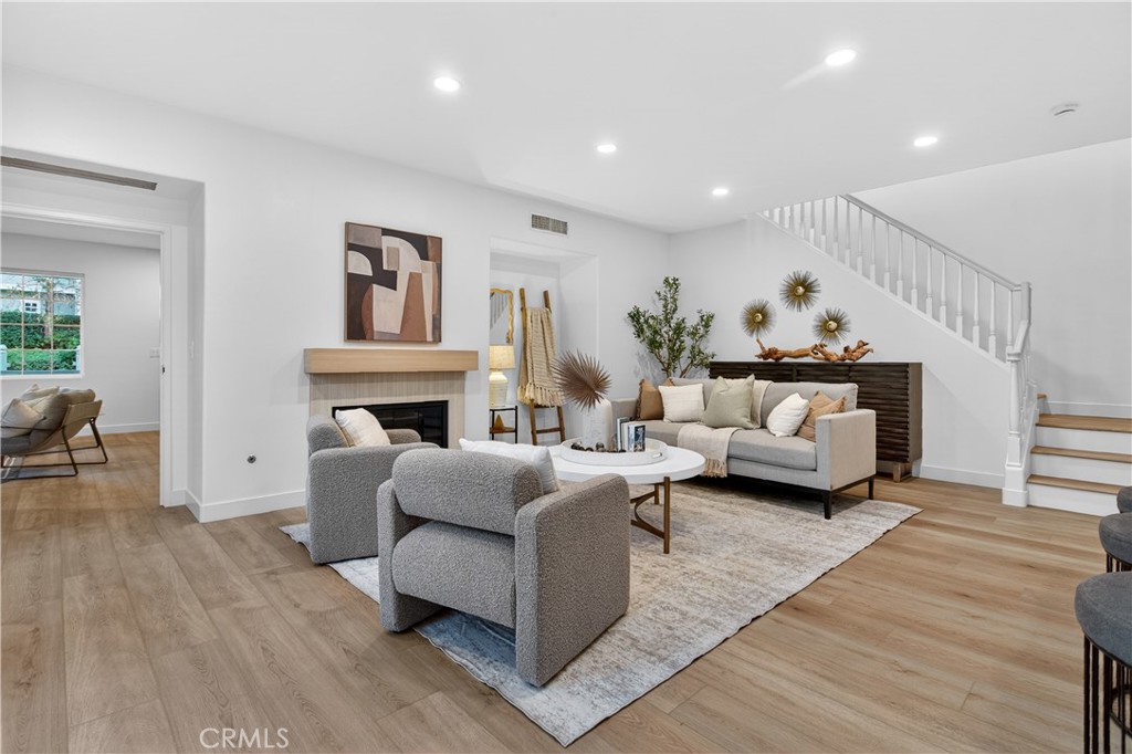 81 Zinnia Street