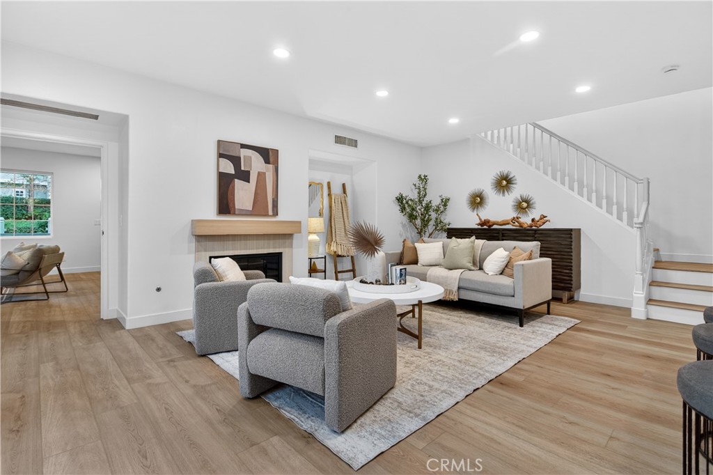 81 Zinnia Street