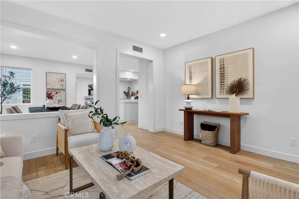 81 Zinnia Street