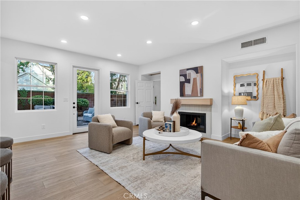 81 Zinnia Street