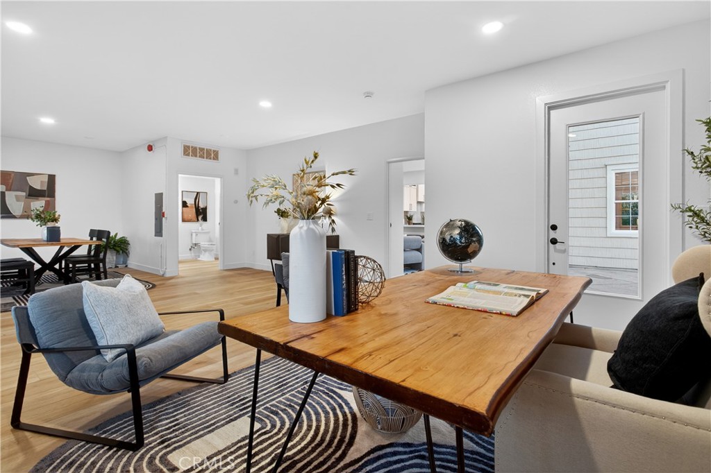 81 Zinnia Street
