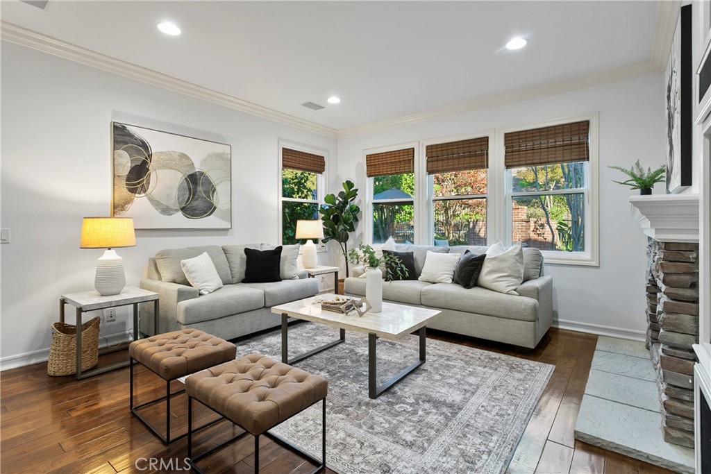 8 Scarlet Maple Drive