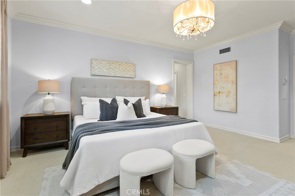 8 Scarlet Maple Drive