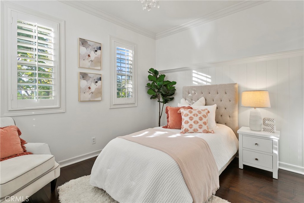 8 Scarlet Maple Drive