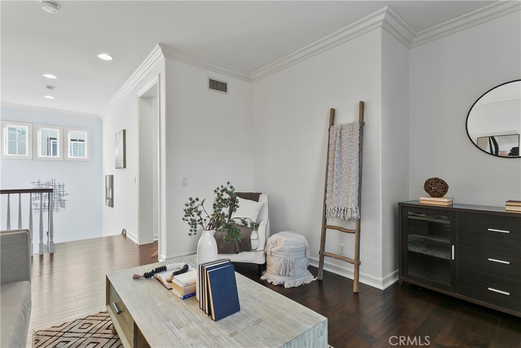 8 Scarlet Maple Drive