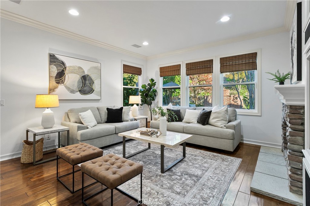 8 Scarlet Maple Drive