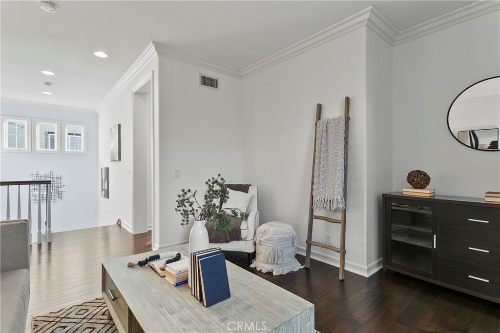 8 Scarlet Maple Drive