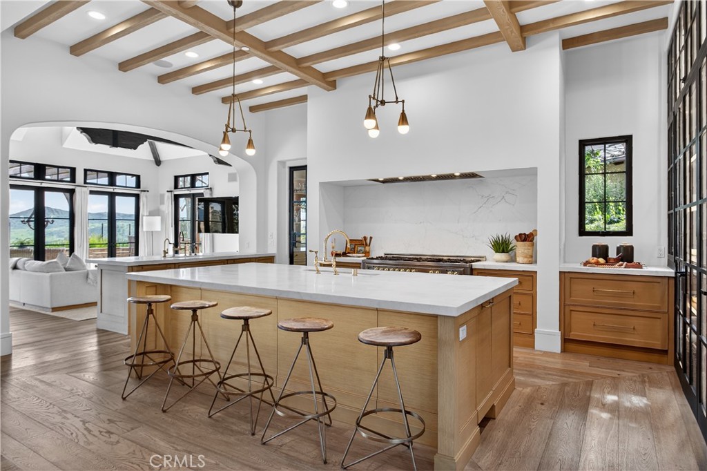 18 Mission Ridge Road