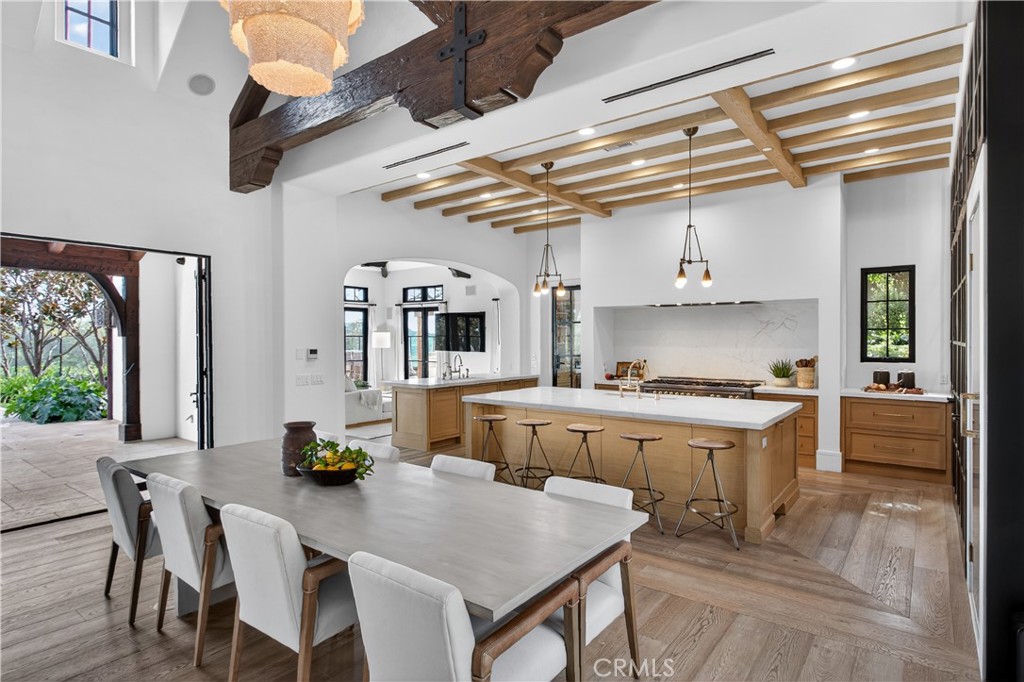 18 Mission Ridge Road