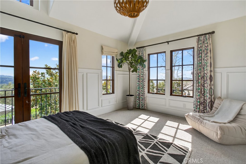 18 Mission Ridge Road