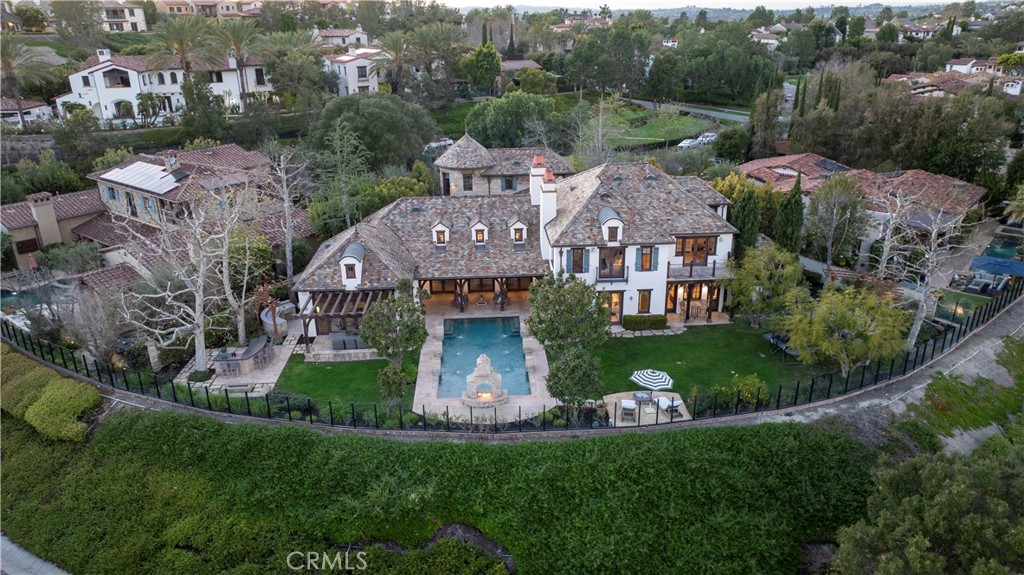 18 Mission Ridge Road