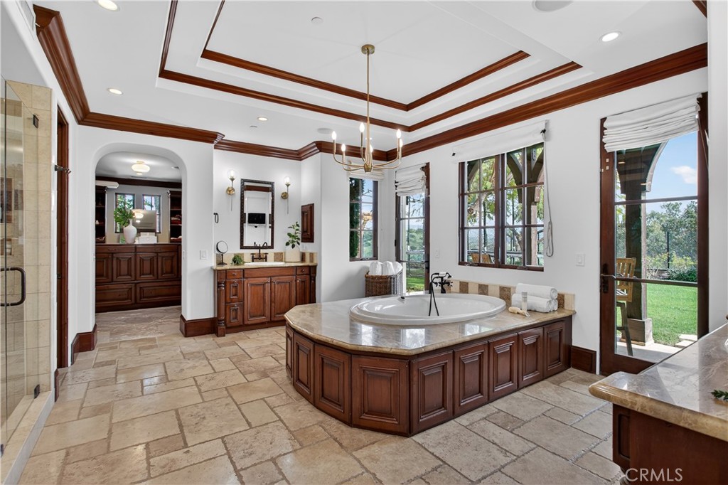 18 Mission Ridge Road