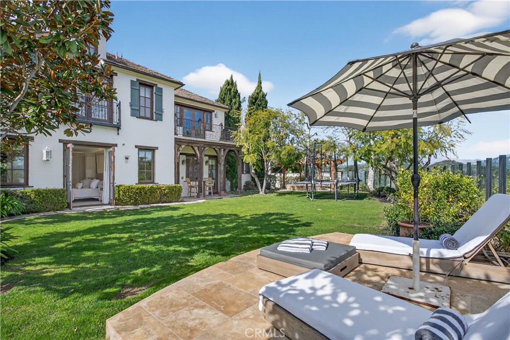 18 Mission Ridge Road