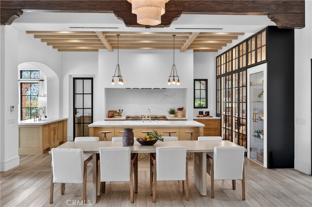 18 Mission Ridge Road