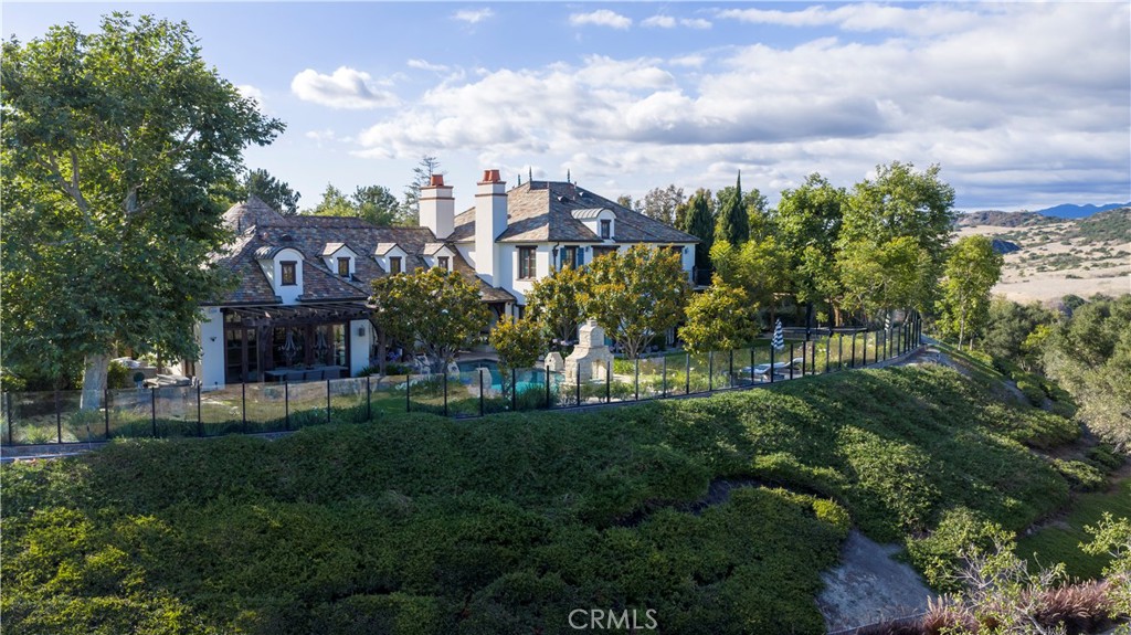 18 Mission Ridge Road